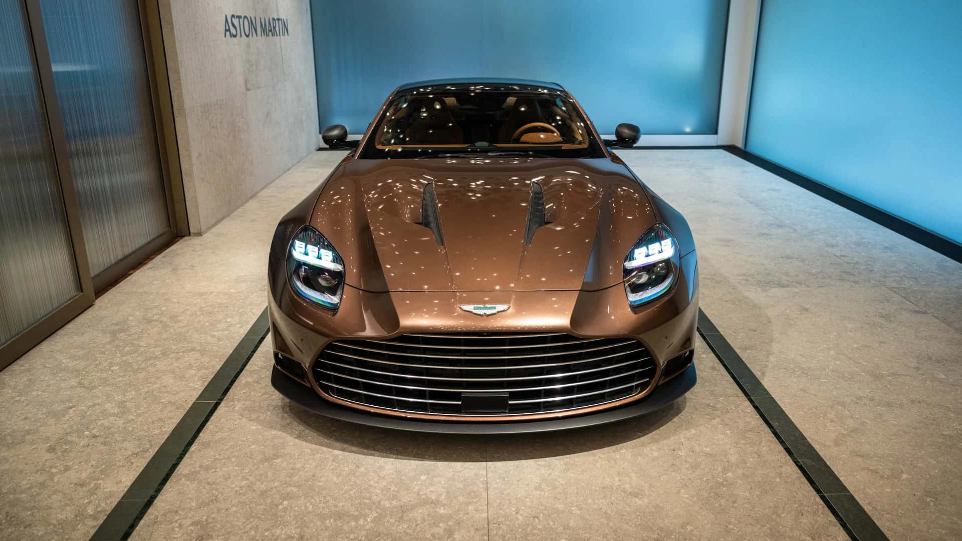 2025 aston martin vanquish (3)